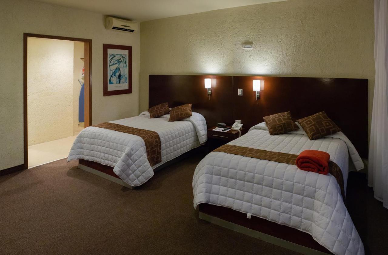 Hotel Aeropuerto Morelia Alvaro Obregon エクステリア 写真